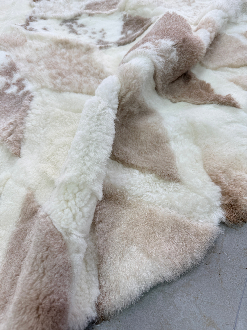 Ковер шкура натуральная овчина меховой