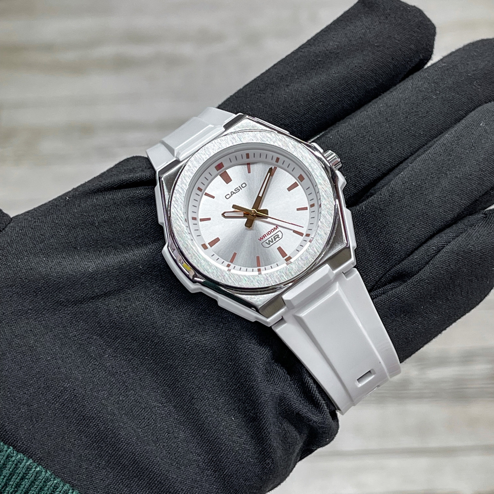 Casio LWA-300H-7E