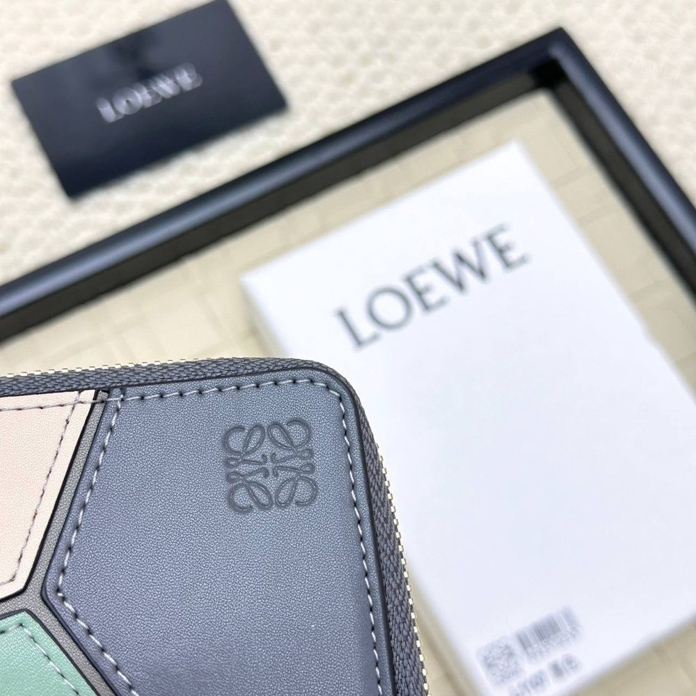 Картхолдер Loewe