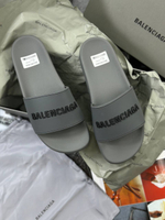 Шлепанцы Balenciaga