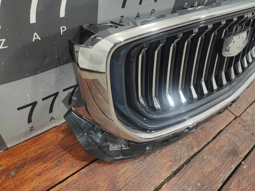 Решетка радиатора Geely Monjaro 21-нв Б/У Оригинал 6608162198