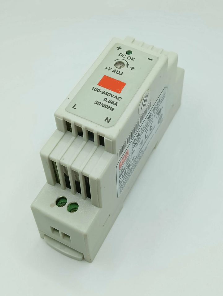 Блок питания DR-15-24 на DIN-рейку