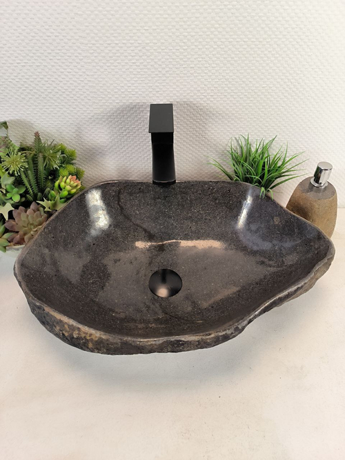 Раковина из речного камня RS-65619 56*35*15 0862