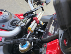CNC Racing Комплект крепления рулевого демпфера Multistrada V4 SD117