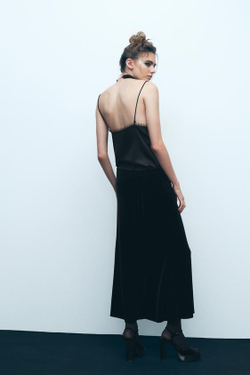 ZARA АТЛАСНЫЙ ТОП В БЕЛЬЕВОМ СТИЛЕ, ЧЕРНЫЙ