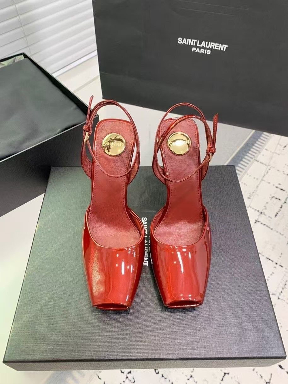 Босоножки Yves Saint Laurent, арт. 474065802