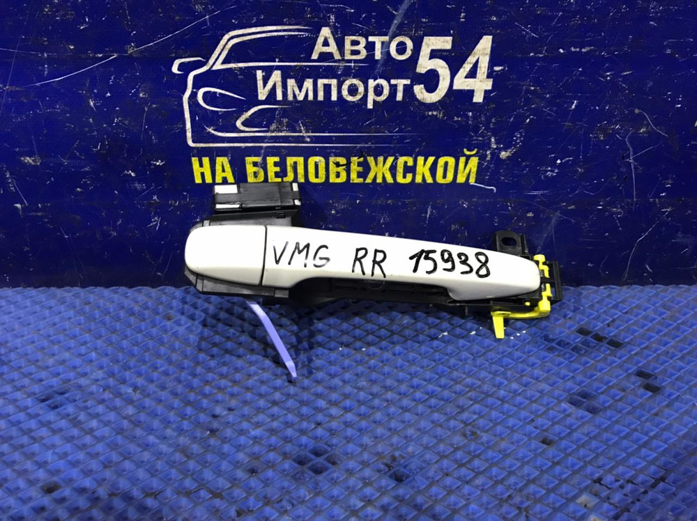 Ручка двери задней правой внешняя SUBARU LEVORG 2014-2020