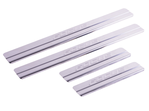 *Накладки порога декоративные Ford Focus III 2014-2019(к-т 4шт) Dollex