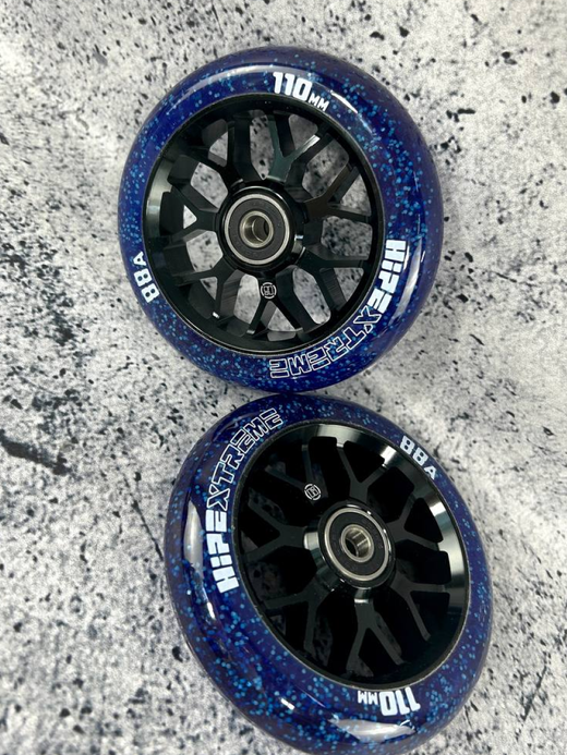 Набор колес HIPExtreme Neon Flakes 110*24 мм, чёрный/синий