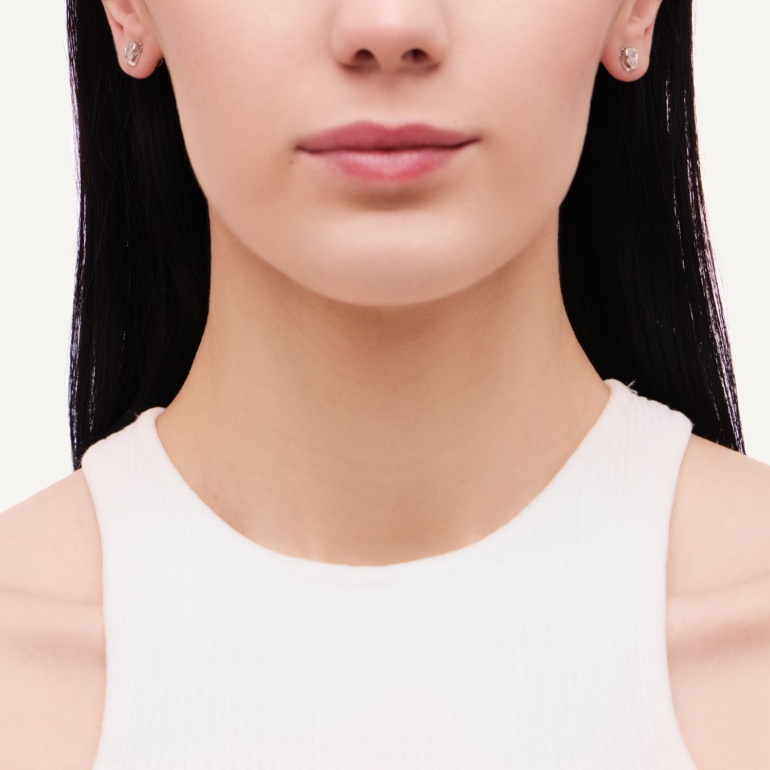 Серьги Classy Heart Studs - Silver