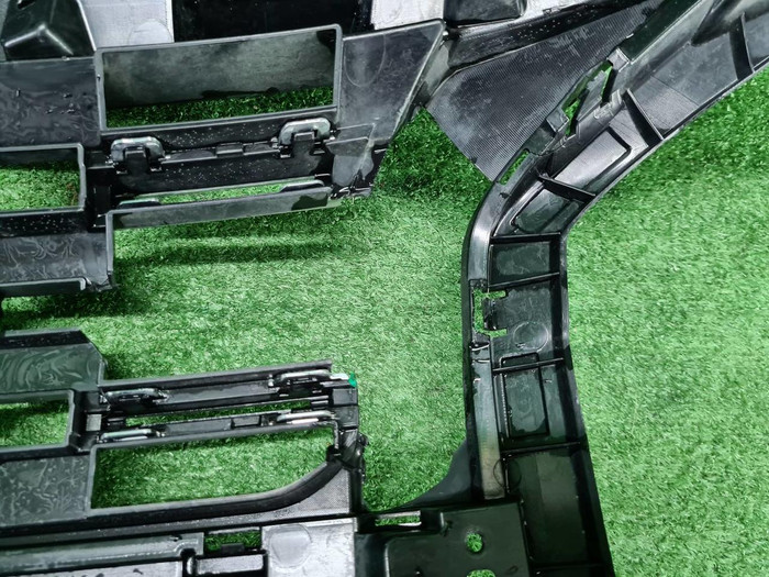 Решетка радиатора Chery Tiggo 8 (2022-н.в.)