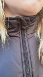 Жилет теплый короткий черный