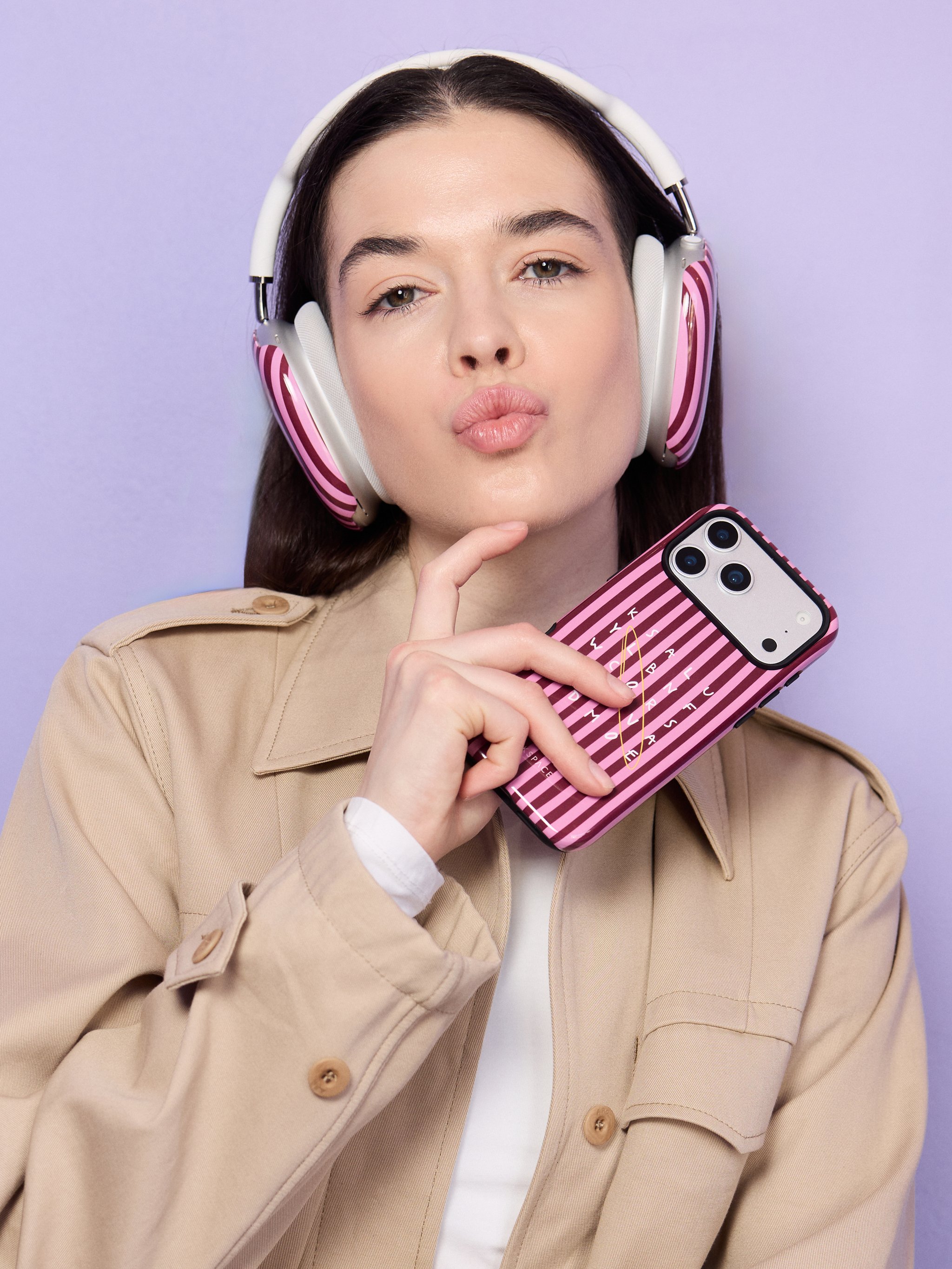 Кейс BETWEEN LETTERS для AirPods Max