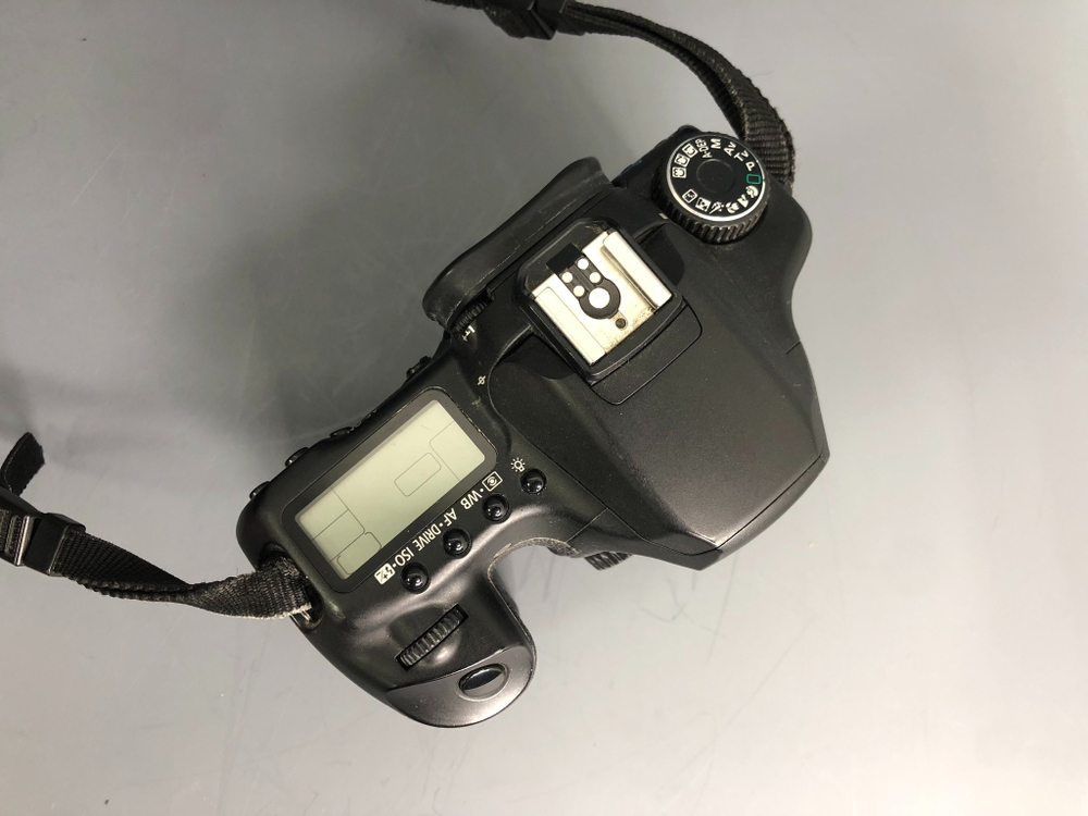 Canon EOS 40D 23.200 кадров