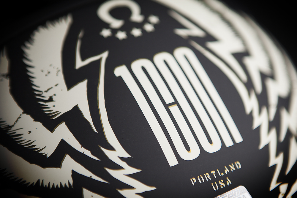 Мотошлем - ICON AIRMADA HARD LUCK (черный)