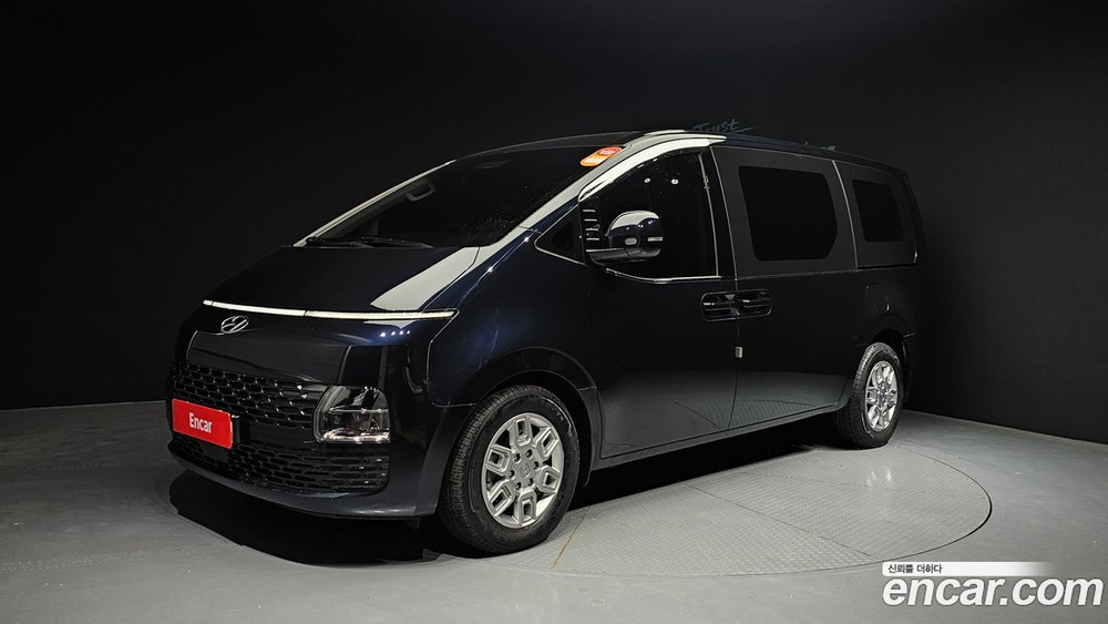 Hyundai Staria Cargo 3-х местный (01.2023)