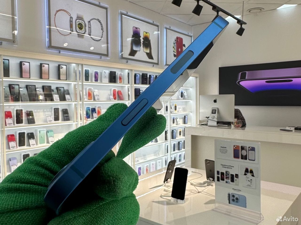 iPhone 13 256 ГБ б/у