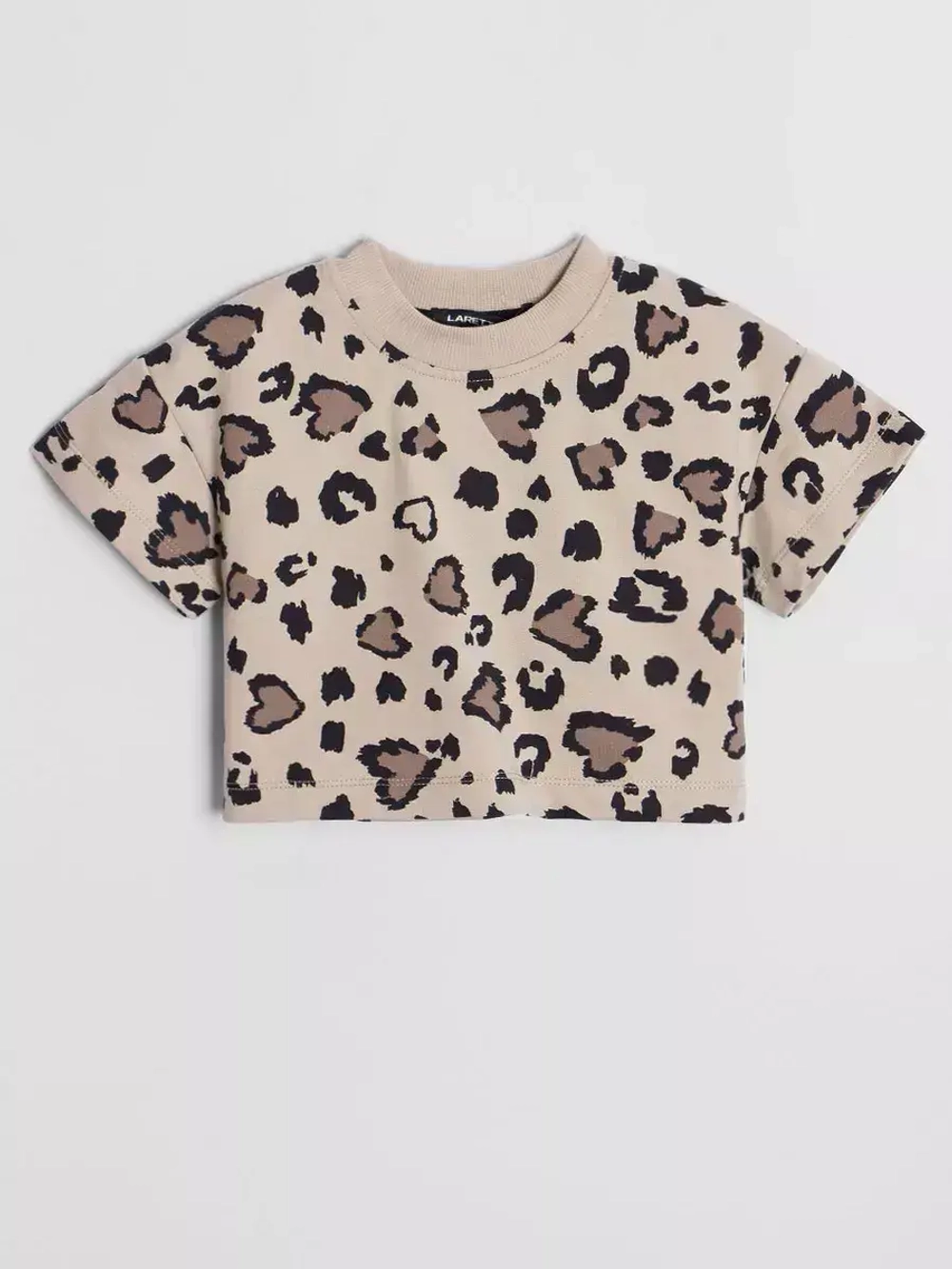 Костюм для девочки, футболка и шорты в сад