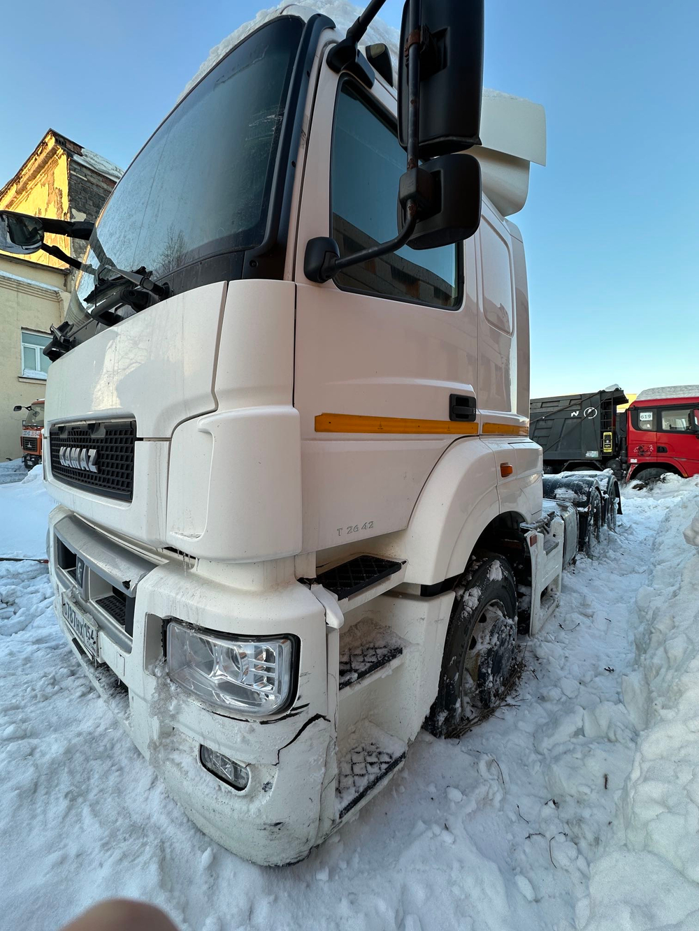 КамАЗ 65206 6x4 Седельный тягач 65206-T5 (Дизельный, 12,0 л, 428 л.с., МТ)