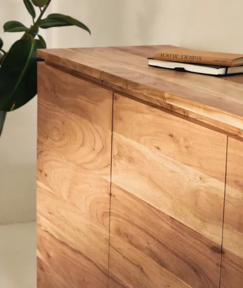 Сервант Uxue из массива акации с беленой отделкой 200 x 88