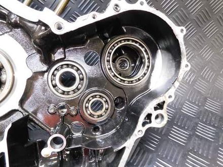 Правая часть картера Yamaha Drag Star XVS1100 Classic VP13J 050753
