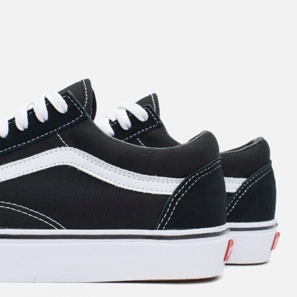 Vans ua old skool black white on sale