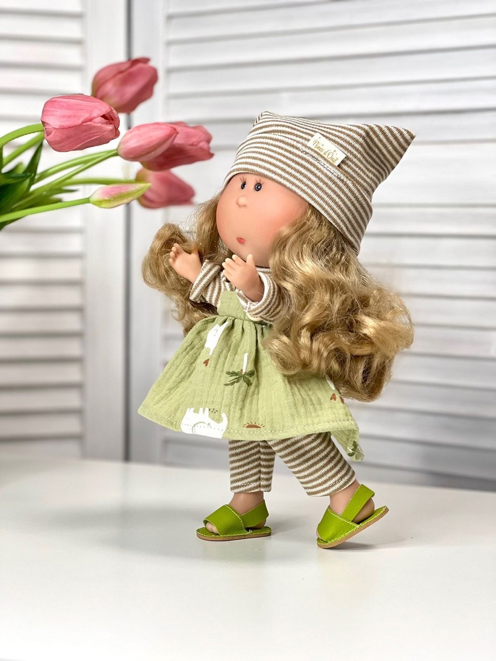 Кукла Nines виниловая 30см MIA (3432K)