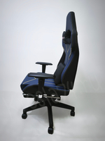 Геймерское кресло с подножкой. Цвет синий