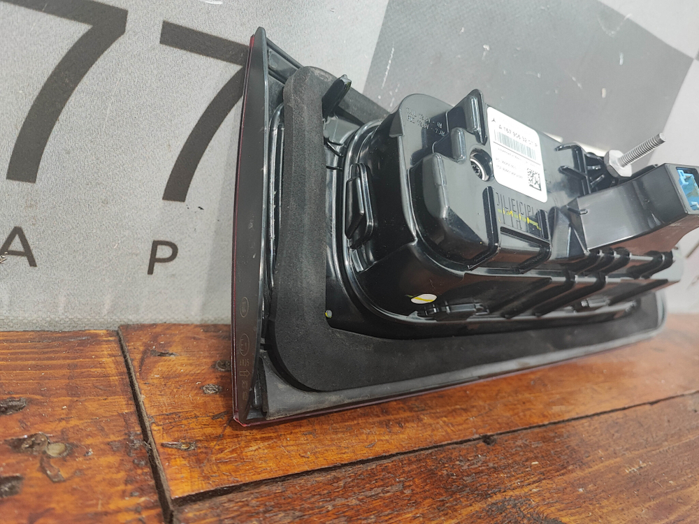 Фонарь задний правый Mercedes GLS (X167) 19-нв Б/У Оригинал A1679063207