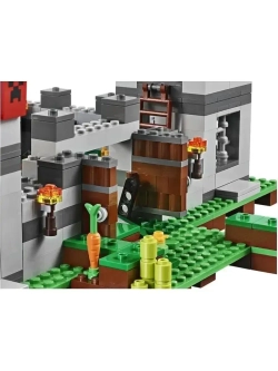 Конструктор Майнкрафт Крепость 4в1 984 детали 1095