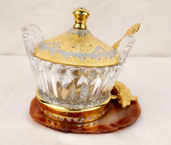 Икорница "Осетринка" на агате с крышечкой