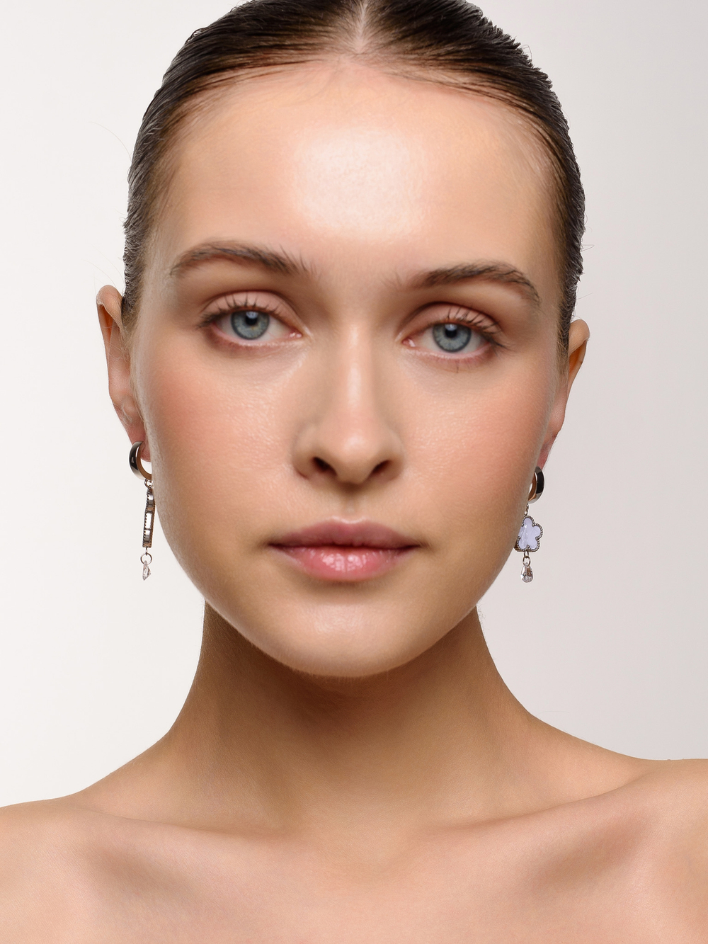 Серьги "Flower White Or Sex White" Dew