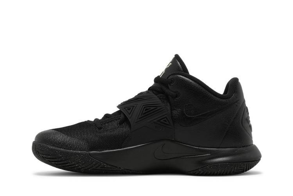Кроссовки Nike Flytrap 3