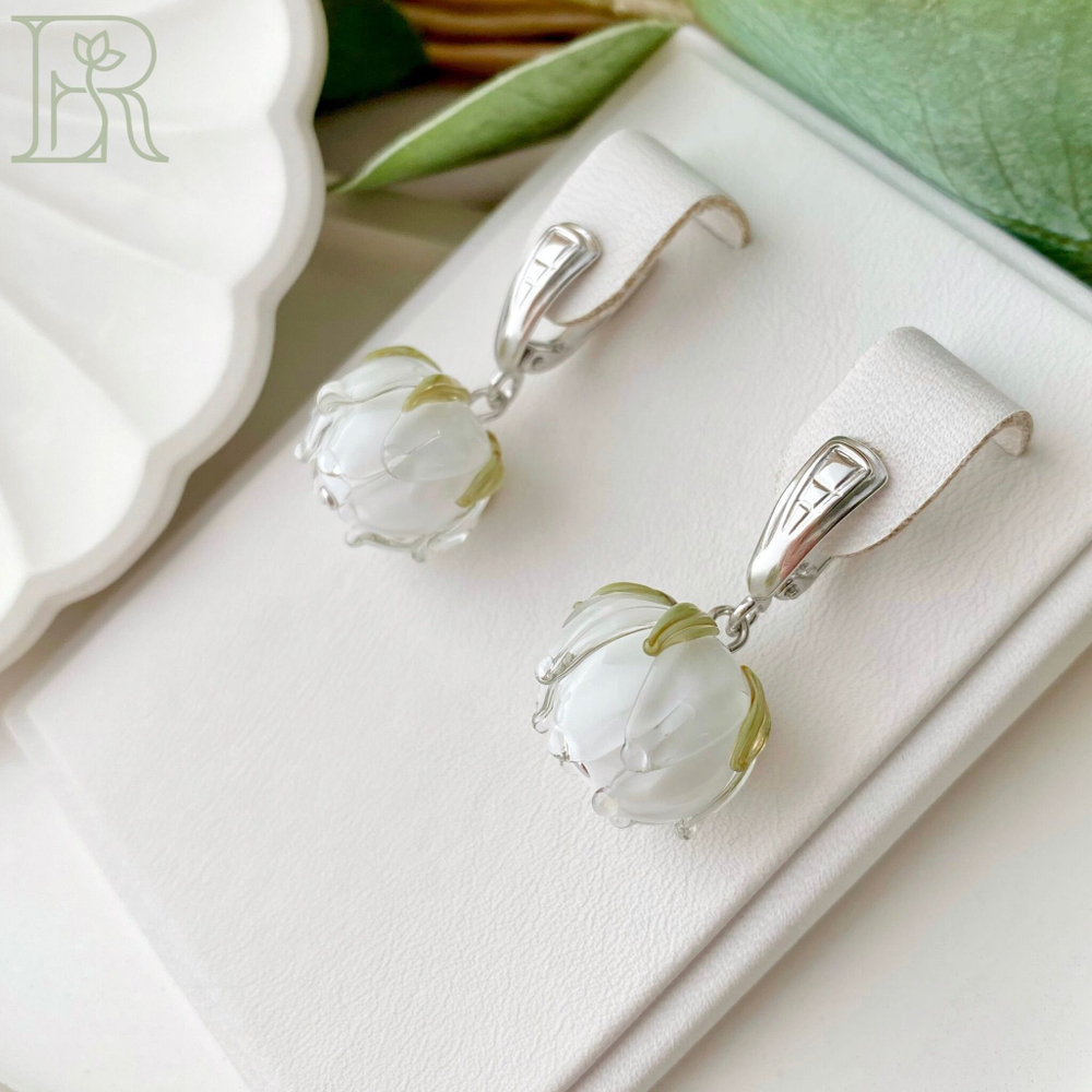 LEFIREL' Серьги серебряные женские "Есея" с цветами из муранского стекла / ювелирные украшения из родированного серебра 925