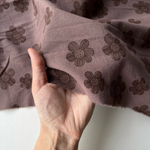 Фланель Крупные ромашки тауп