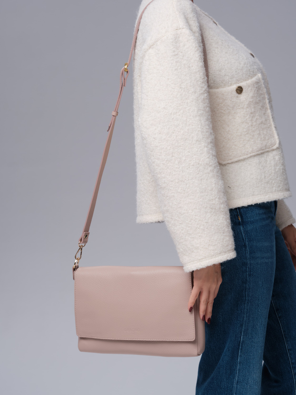 Кожаная сумка клатч Deboro 30181 розово-бежевый/суприм