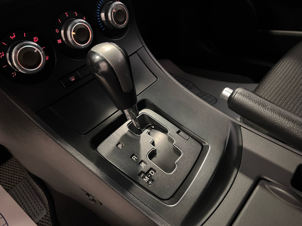Mazda Mazda3, 2011 год