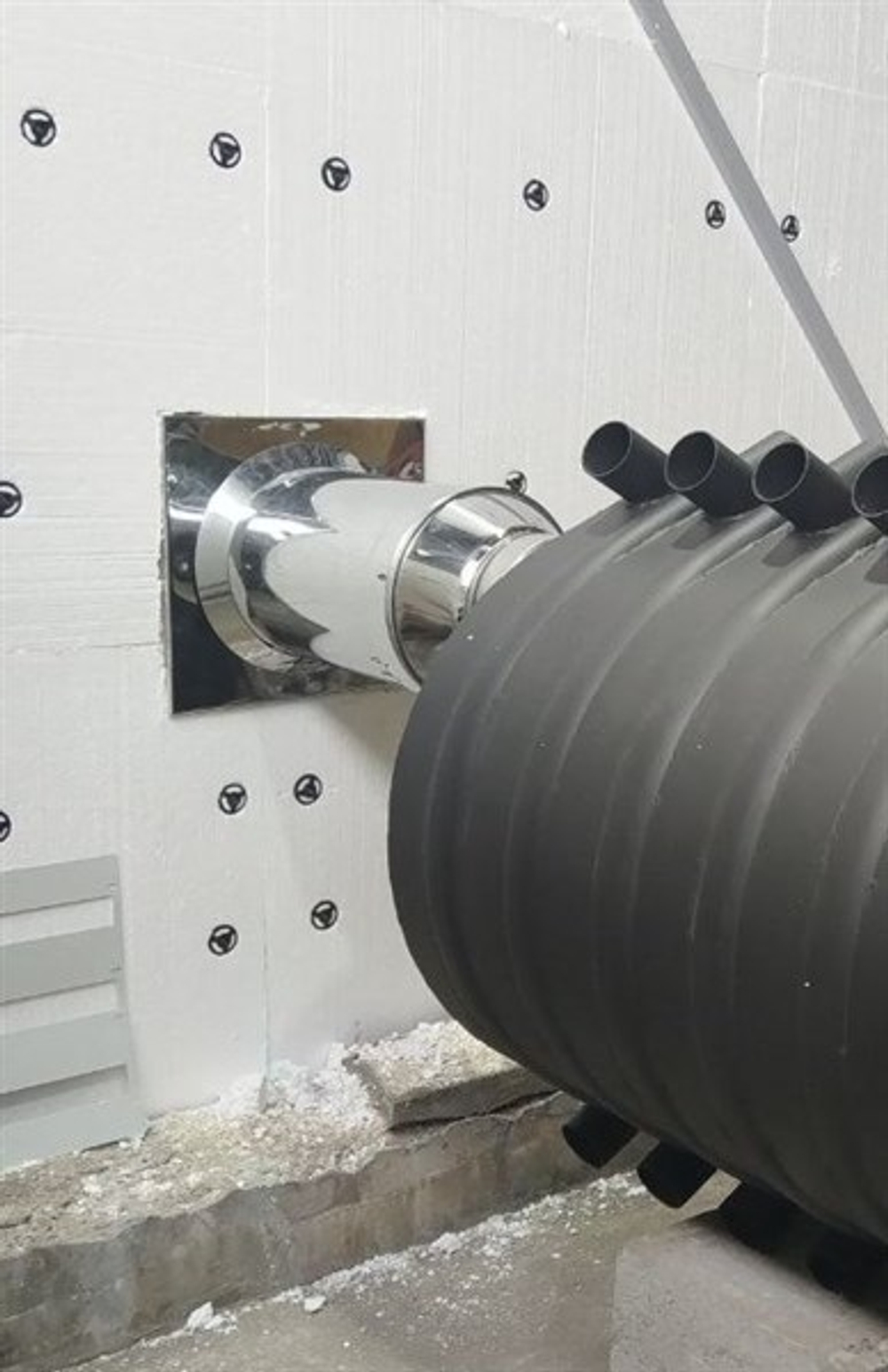 Комплект дымохода труба сэндвич 200/300 мм. через стену нерж 1.0/0,5 - 6 метров.