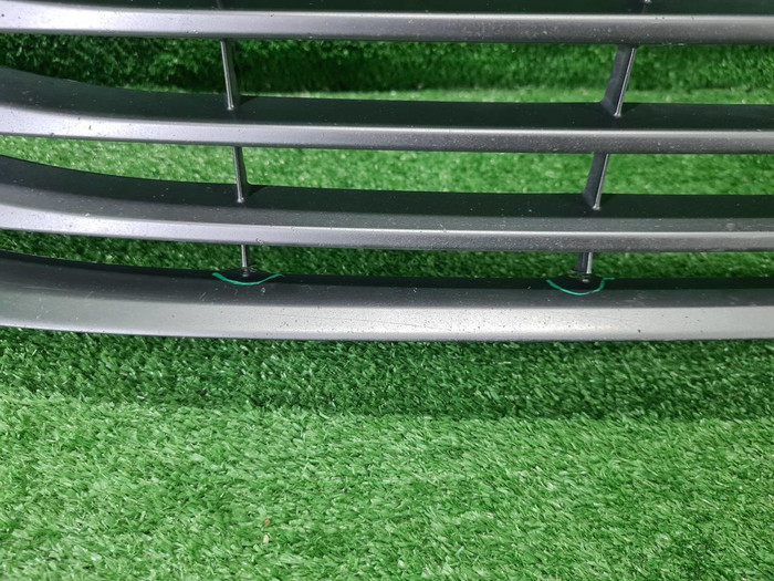 Решетка переднего бампера Toyota Camry xv70 17-21