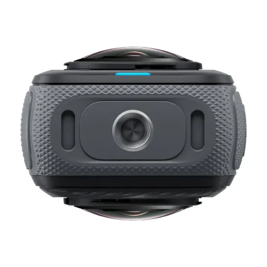 Экшн-камера Insta360 X4