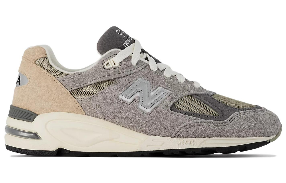 Кроссовки New Balance Teddy Madenb 990 V2