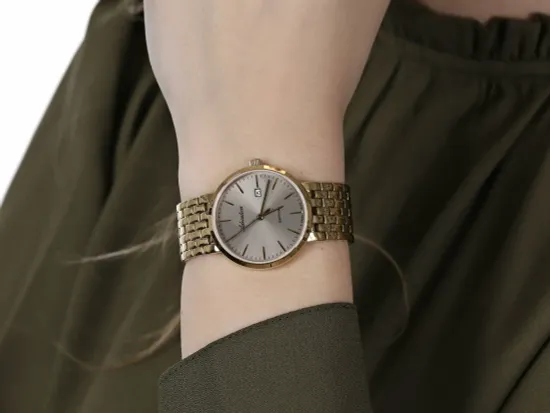 Женские швейцарские часы Adriatica A3181.1117Q