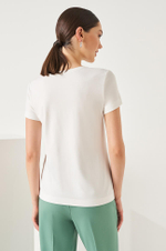 22836 Джемпер женский (молочный)