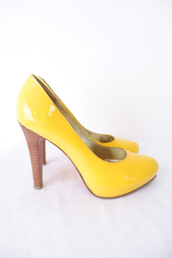 Туфли Sprinksolo яркого цвета 37 размер