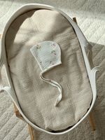 Комбинезон с рюшами и чепчик, Тюльпаны