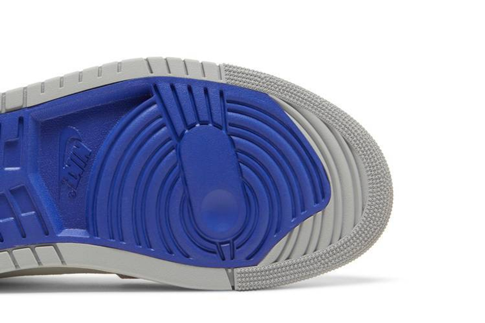 Кроссовки Jordan Air Jordan 1 High Zoom Cmft 2 "Light Smoke Grey And Barely Grape" (Женская размерная сетка)