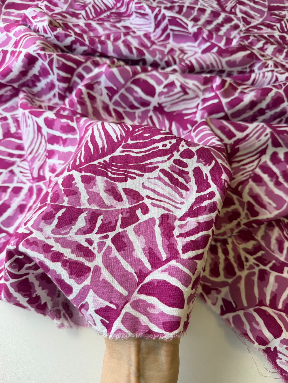 Вискоза (штапель) Тропики (ягодная)