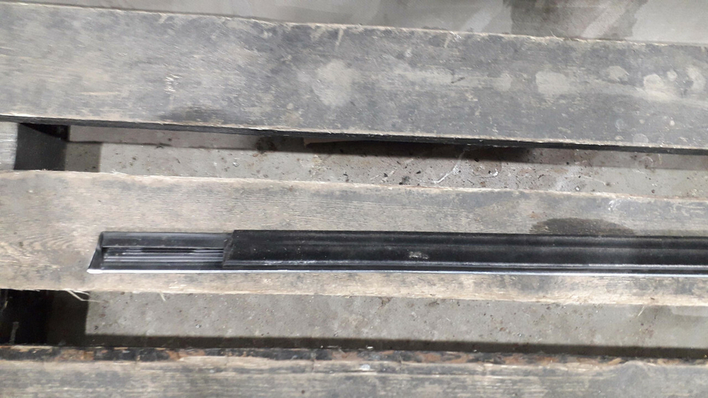 Молдинг двери задней левой Mercedes S (W222) 13-20 Б/У Оригинал A2226901280