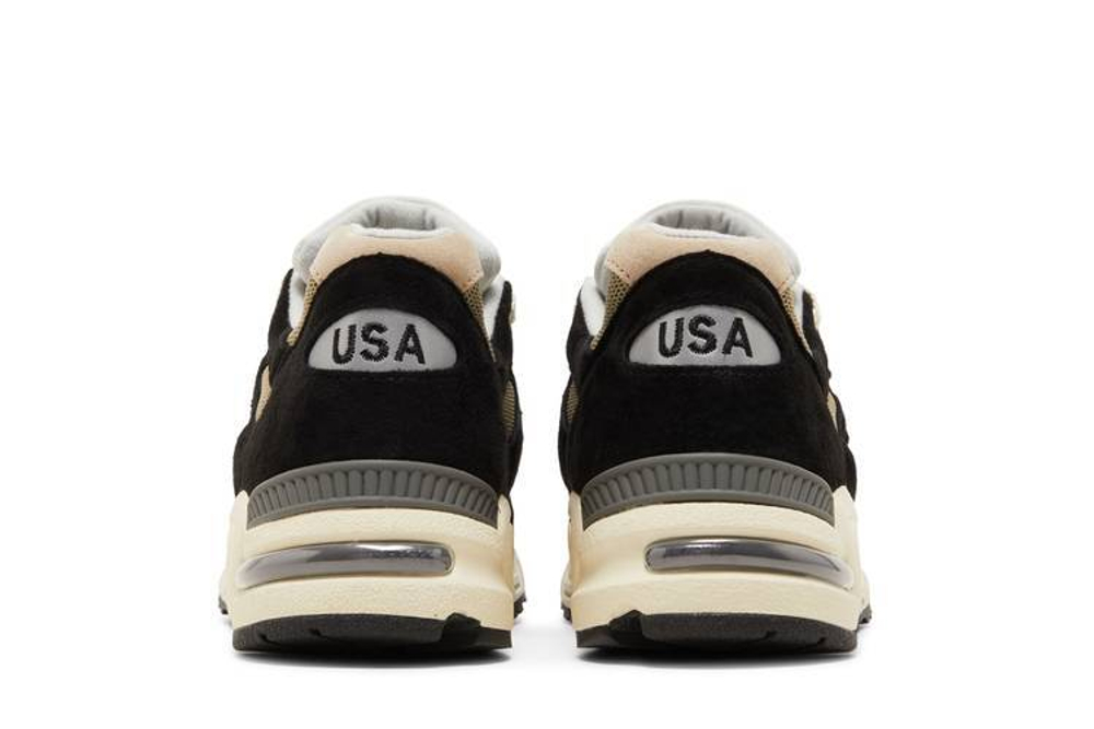 Кроссовки New Balance Teddy Madenb 990 V2