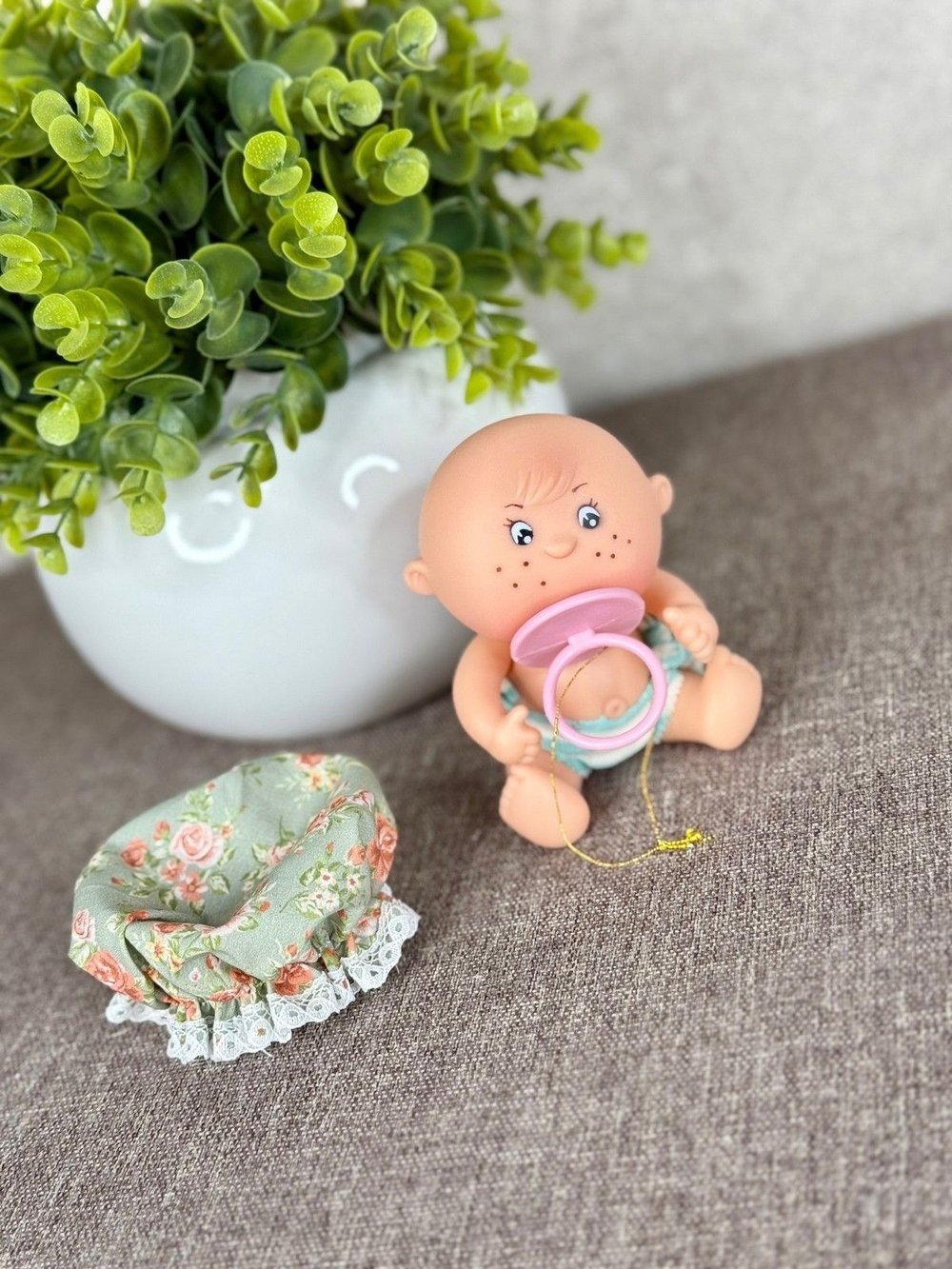 Пупс BERJUAN виниловый 12см Mini Gorditos (170A10)